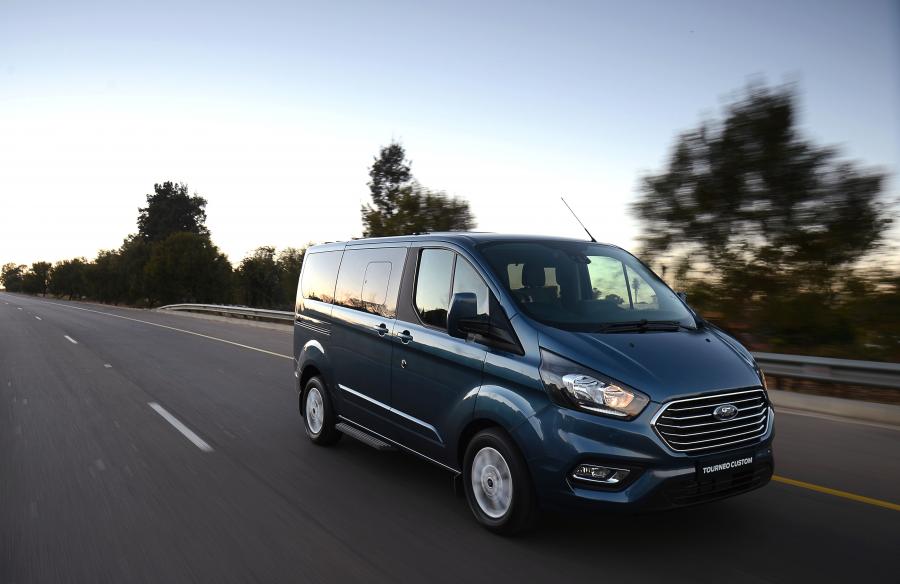  Ford Tourneo Custom Limited 2019 года  (ZA) (фото 13 из 40)